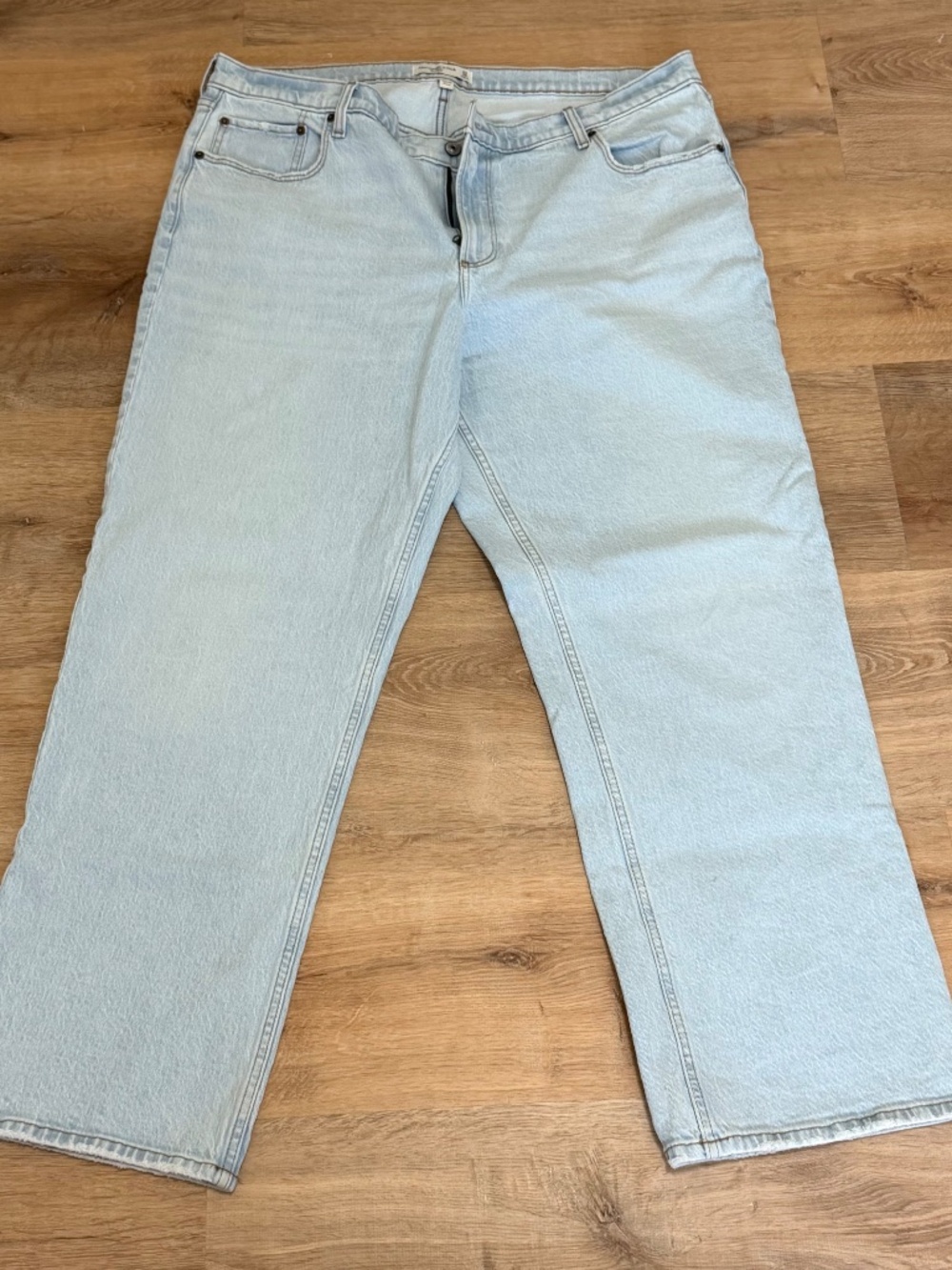 Abercrombie & Fitch curve love jeans the baggy